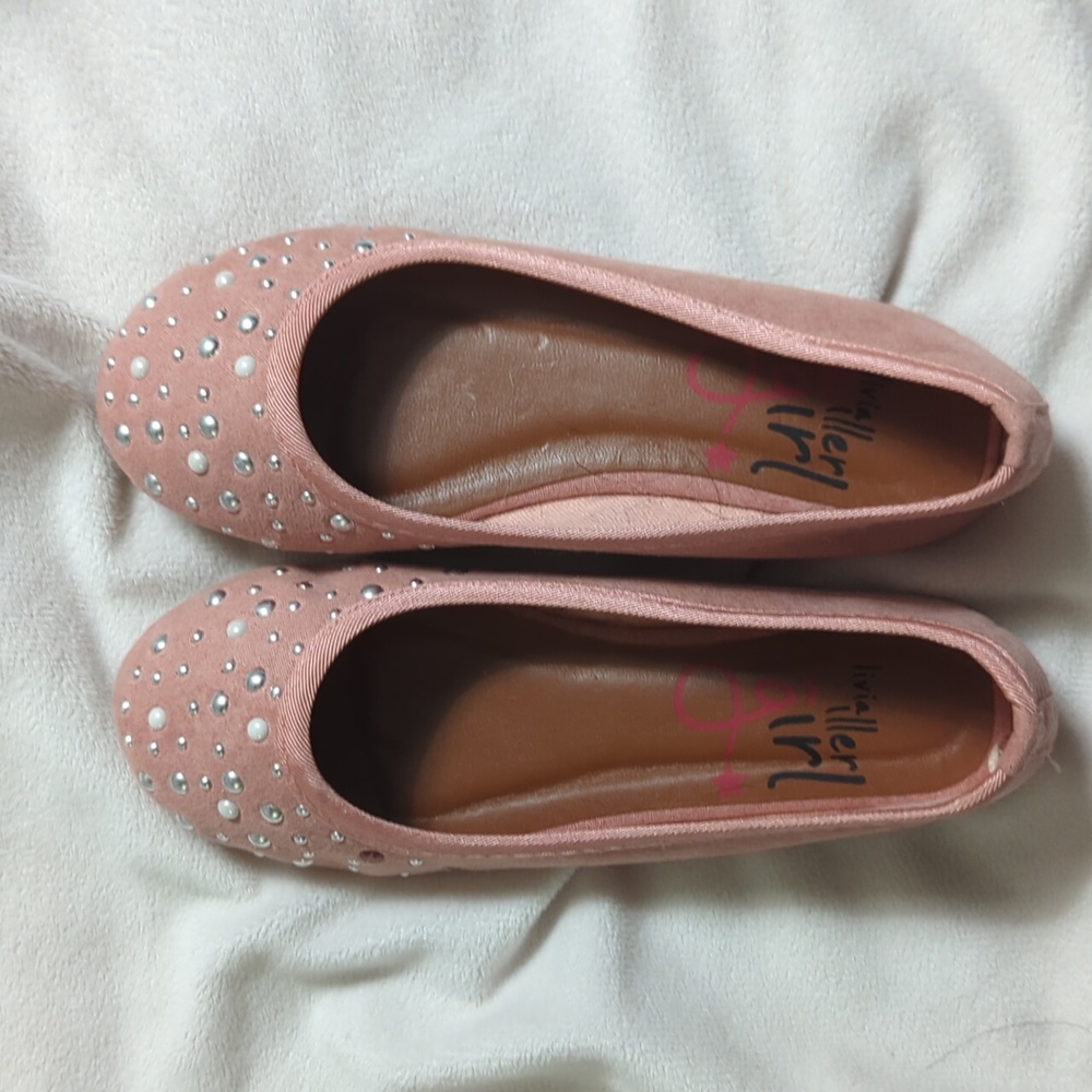 Girls shoes